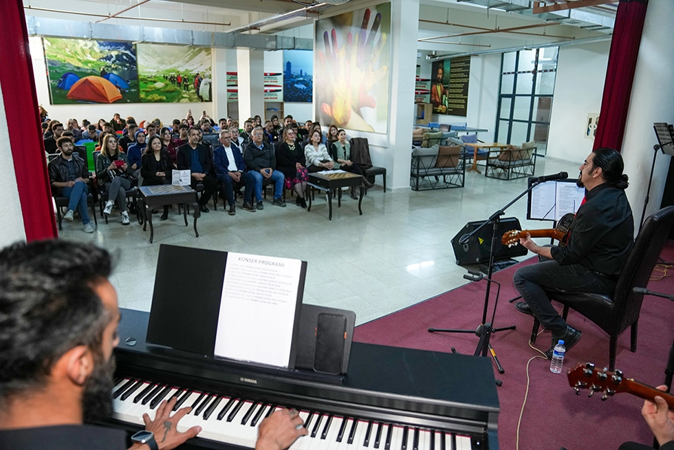 Güzel Sanatlar Fakültemizden Nostaljik Nisan Konseri