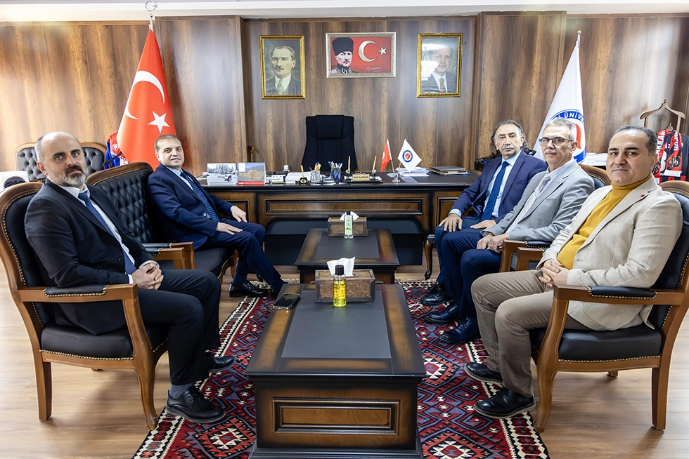 Hakkari Cumhuriyet Başsavcısından Rektörümüze İade-i Ziyaret