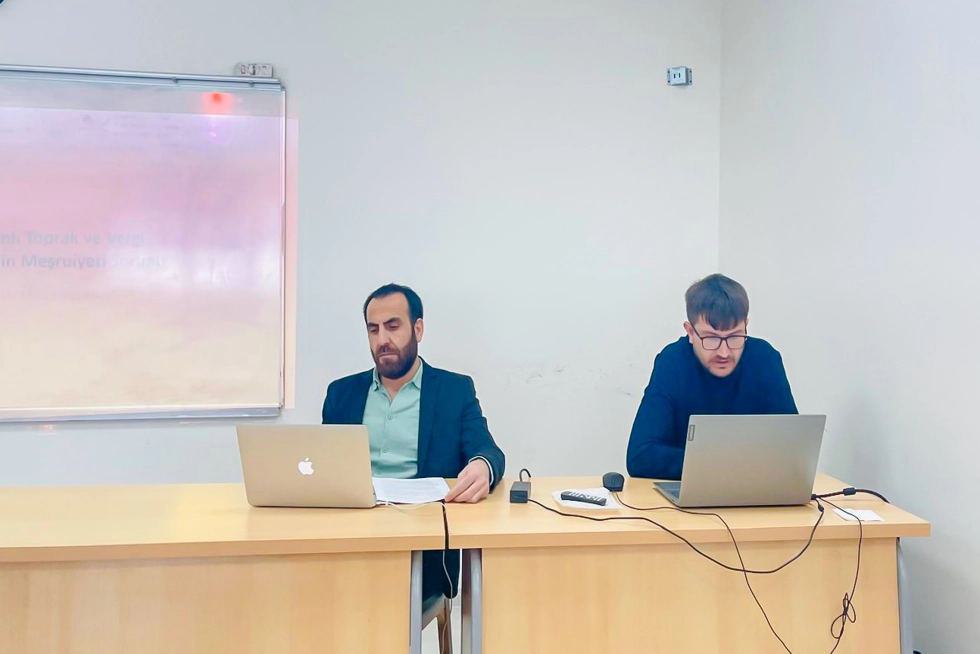 Üniversitemizde “Osmanlı Toprak ve Vergi Sistemi” Konferansı Düzenlendi