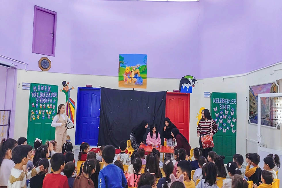 Üniversitemiz Öğrencilerinden Miniklere Ramazan Etkinlikleri