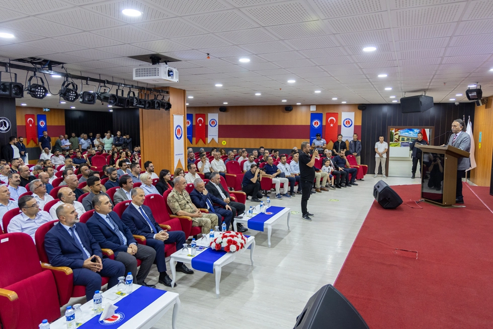 Üniversitemizde “15 Temmuz Demokrasi ve Millî Birlik Günü Paneli