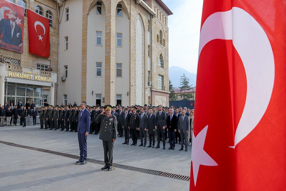 Hakkari’de "10 Kasım Atatürk´ü Anma Töreni" Düzenlendi