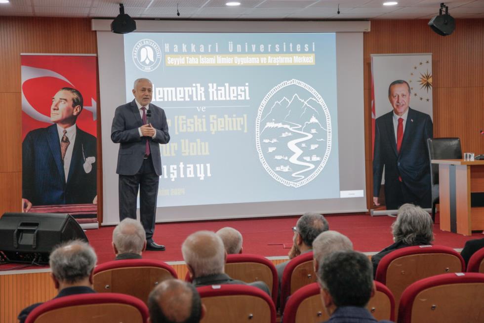 Üniversitemizde Çölemerik Kalesi ve Bajar (Eski Şehir) Kültür Yolu Çalıştayı Düzenlendi