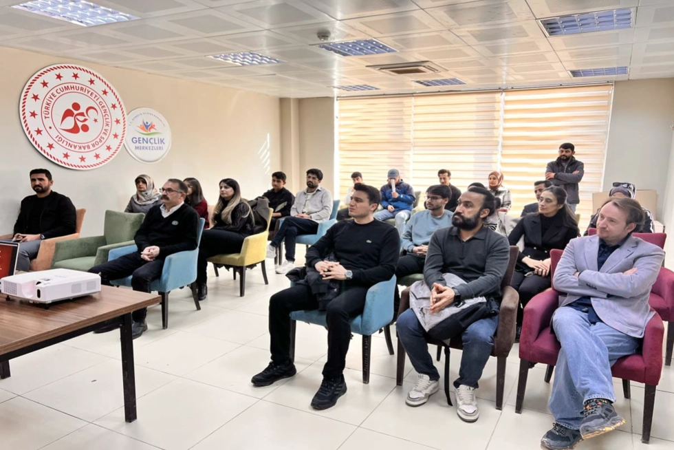 Hakkari Üniversitesinden Milli Teknoloji Hamlesini  Destek: DENEYAP Türkiye İller Çalıştayı Başarıyla  Gerçekleştirildi