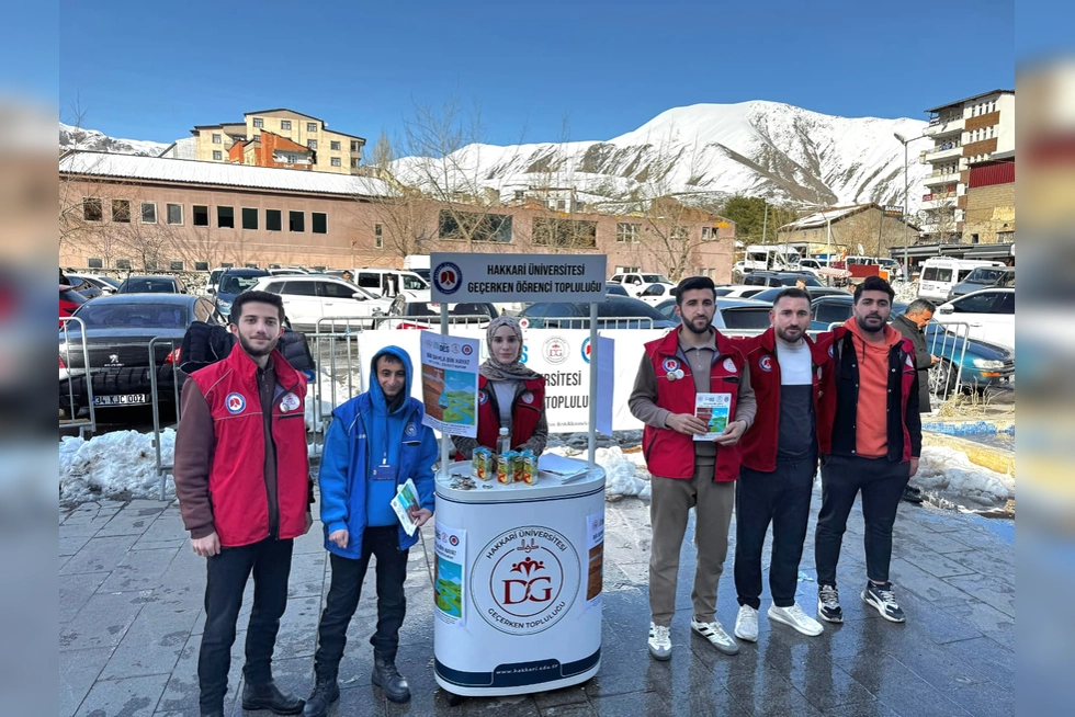 Geçerken Öğrenci Topluluğu Su Bilinci Farkındalık Projesi