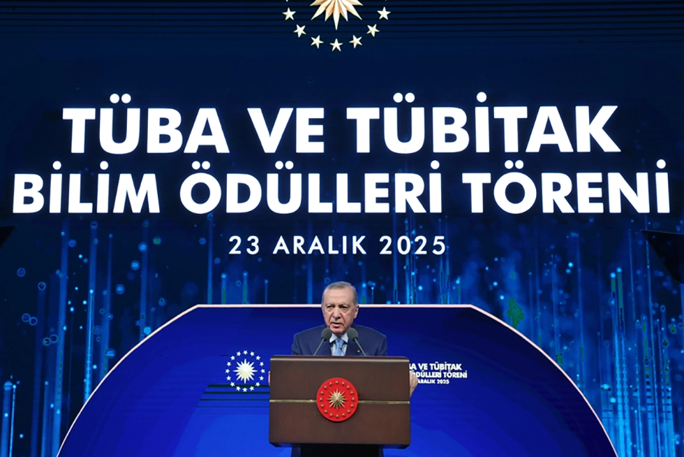  Rektörümüz TÜBA ve TÜBİTAK Bilim Ödülleri Töreni’ne Katıldı