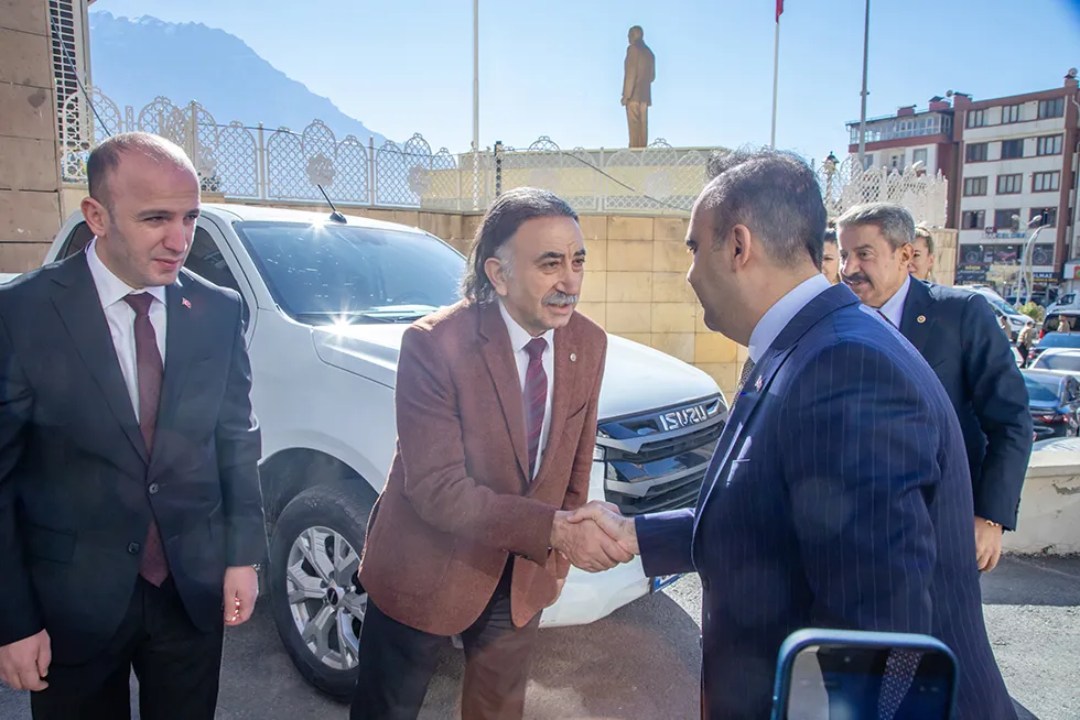 Sanayi ve Teknoloji Bakanımız Hakkâri’de Yapılacak Projelerin Açılış ve Protokol İmza Törenine Katıldı