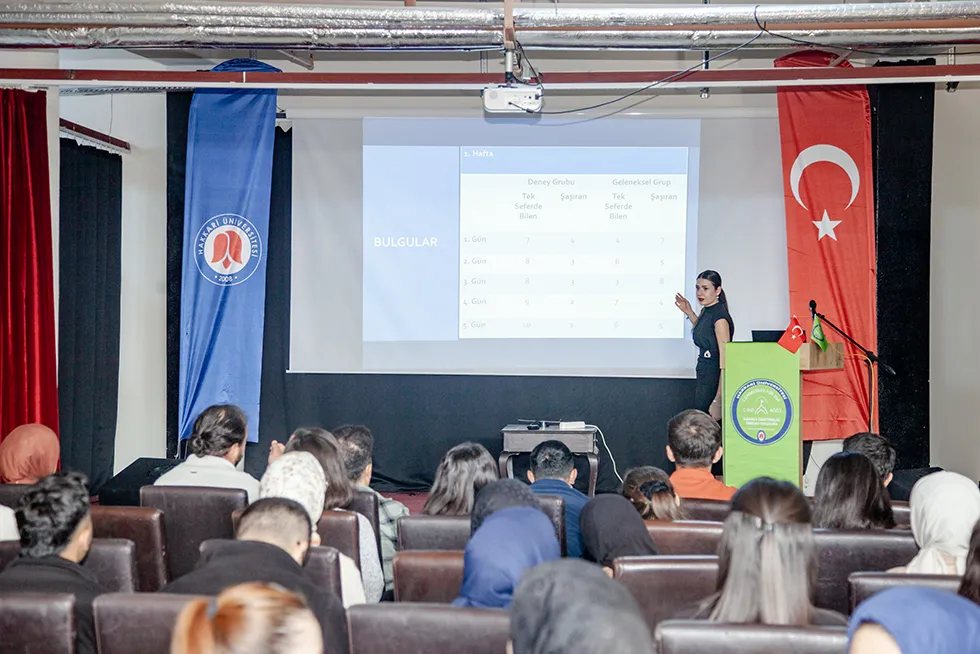 Okul Öncesi Eğitiminde Hologram Teknolojisinin Almanca Kelime Öğretiminde Etkisi Konulu Seminer Düzenlendi