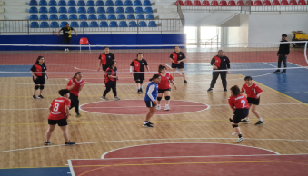 Hakkari Üniversitesi Sınıflar Arası Futbol ve Voleybol Turnuvaları - Resim 8