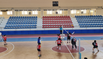 Hakkari Üniversitesi Sınıflar Arası Futbol ve Voleybol Turnuvaları - Resim 12