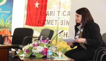 Hakkari Kadın Girişimciler Derneği, Kadın Sorunları Araştırma ve Uygulama Merkezi Müdür Yardımcımız Moderatörlüğünde Hakkari´de Girişimci Kadın Olmak Konulu Seminer Düzenledi - Resim 5