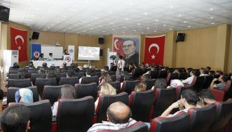 Üniversitemizde “Bağımlı Olmamak İçin Hayır De!” Paneli Düzenlendi - Resim 2