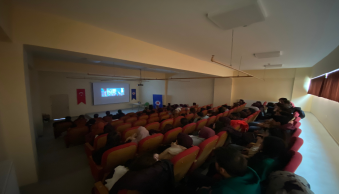 Hakkari Üniversitesi Özel Eğitim Topluluğu (HÖZET) Tarafından "II. Film Analizi" Etkinliği Gerçekleştirildi - Resim 3