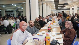 Rektörümüz, İftar Yemeğinde Üniversitemiz Akademik-İdari Personeliyle Bir Araya Geldi - Resim 7