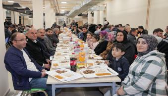 Rektörümüz, İftar Yemeğinde Üniversitemiz Akademik-İdari Personeliyle Bir Araya Geldi - Resim 4