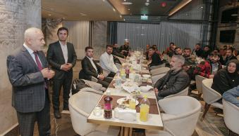 Yüksekova MYO Personeli ve Öğrencileri İftarda Buluştu - Resim 13