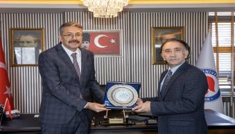 Vali Ali Çelik’ten Rektörümüz Prof. Dr. Musa Gençcelep’e İade-i Ziyaret - Resim 1