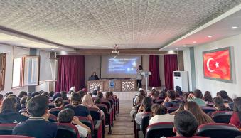 Üniversitemiz Tarafından “Herkes İçin Bilim” ve “Her Yerde Bilim” Seminerleri Düzenlendi - Resim 2