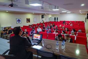 Öğrencilerimize “Toplumsal Hafıza Bağlamında Çanakkale Zaferi” Konulu Konferans Verildi